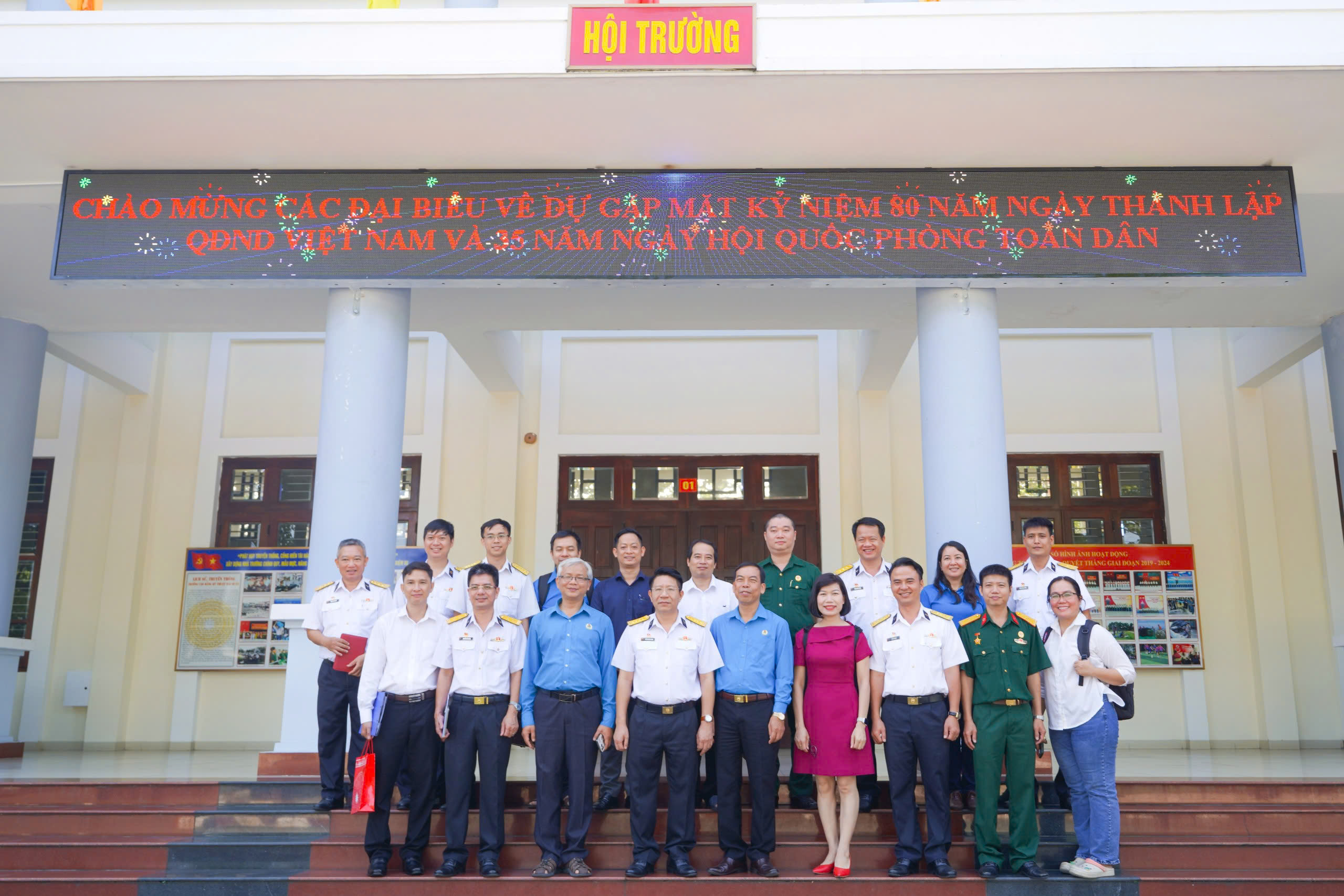 b80de9fcc2f67fa826e7